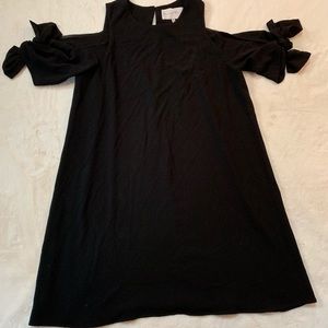 Cold Shoulder Tie Sleeve Shift Dress